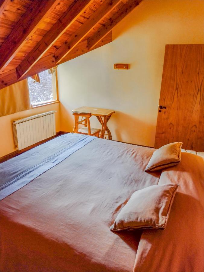 Hotel Y Cabanas Casa De Piedra Trevelín Εξωτερικό φωτογραφία