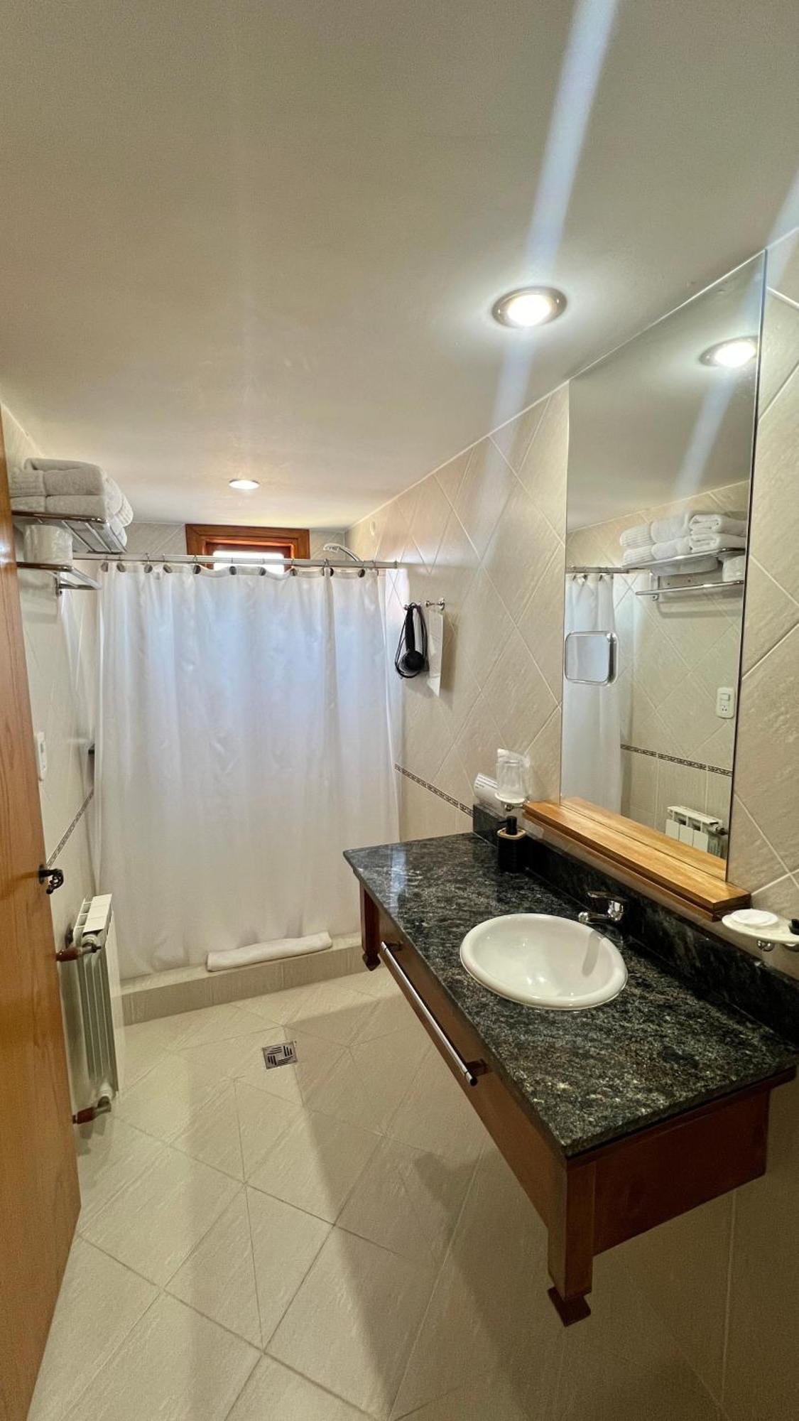 Hotel Y Cabanas Casa De Piedra Trevelín Εξωτερικό φωτογραφία